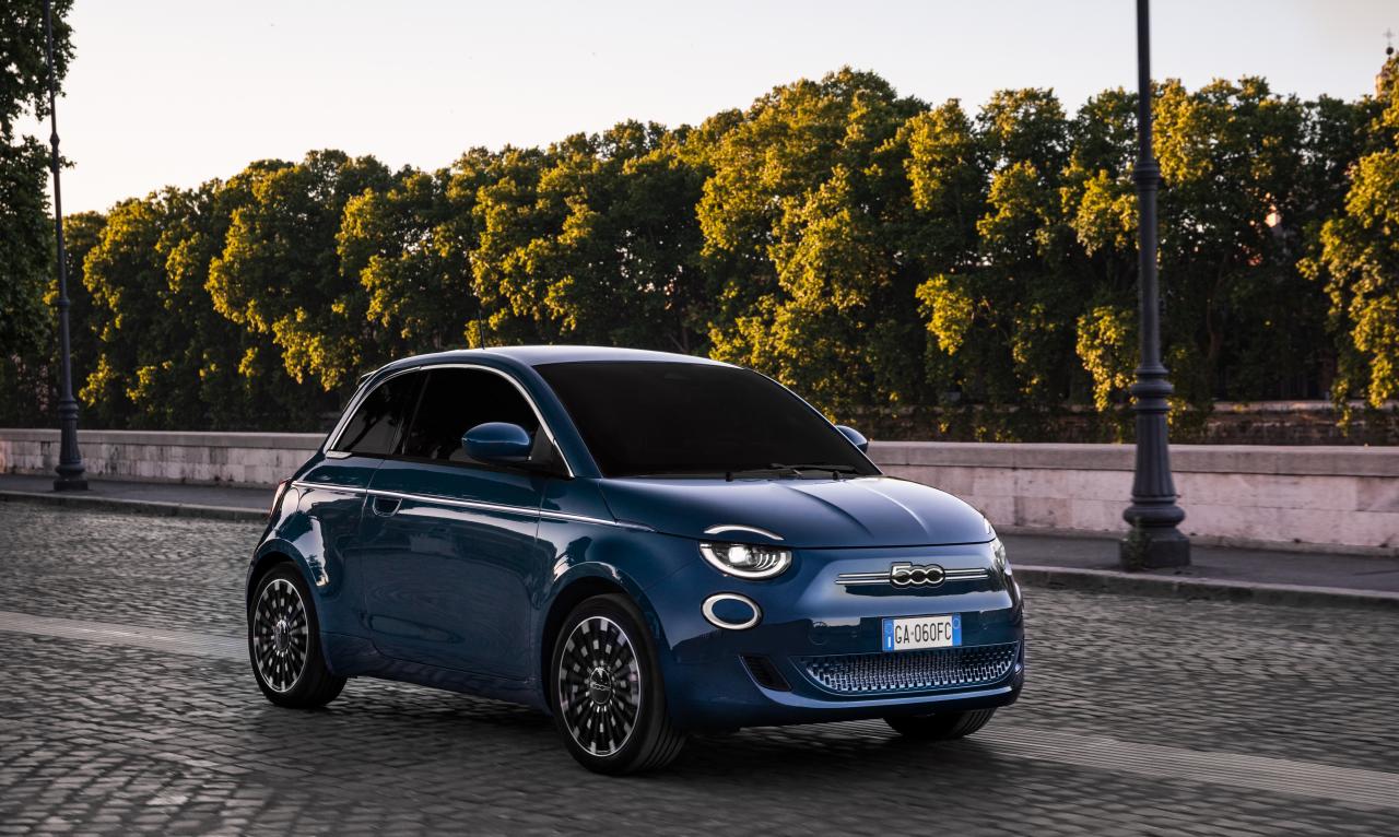 Fiat 500e Front