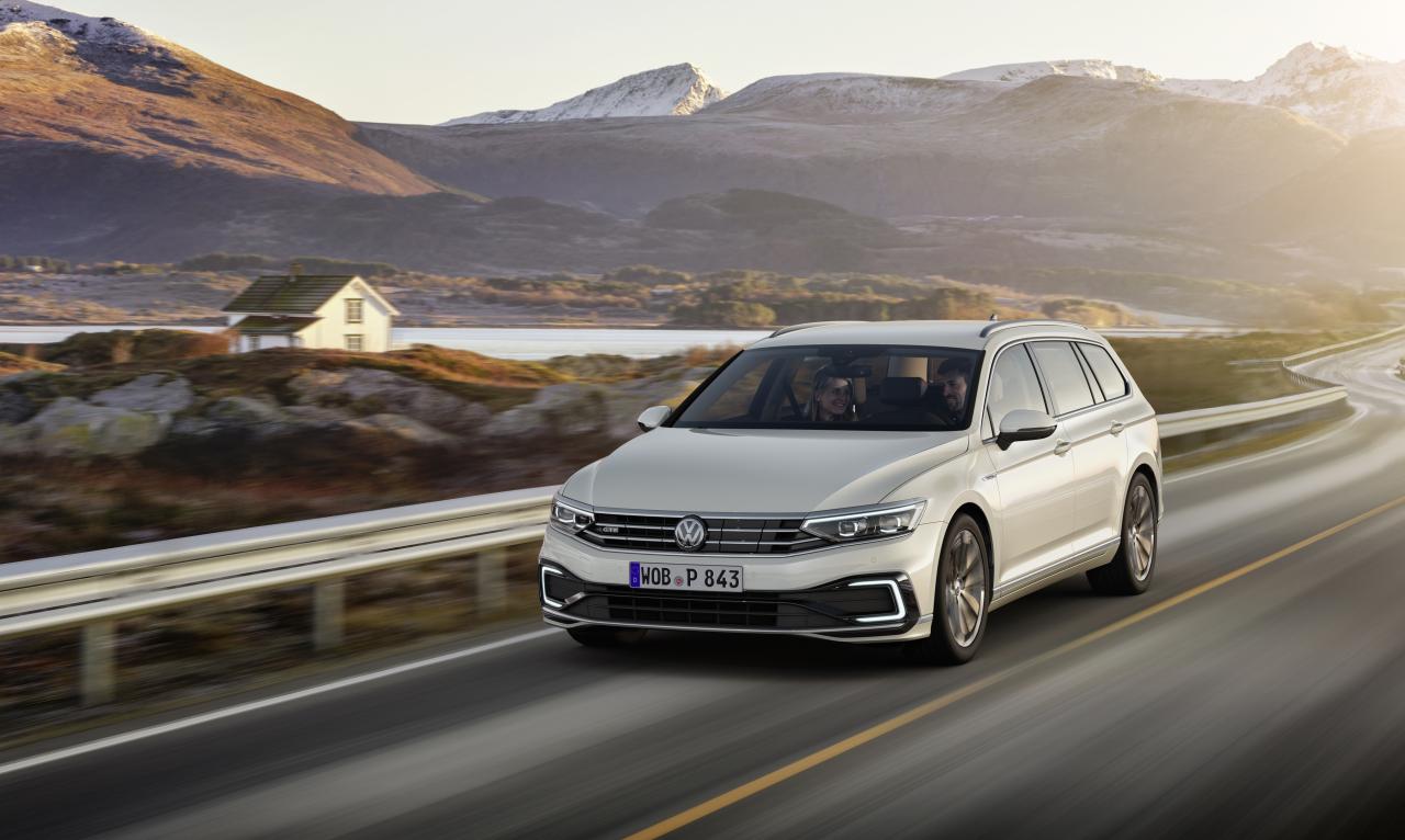 BU1.jpg VW Passat Kombi Front