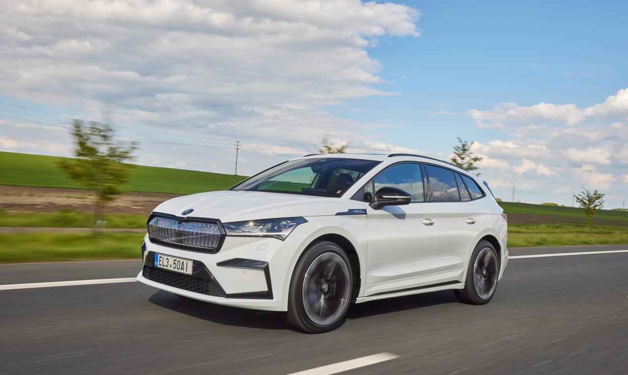 Skoda Enyaq iV Sportline Front
