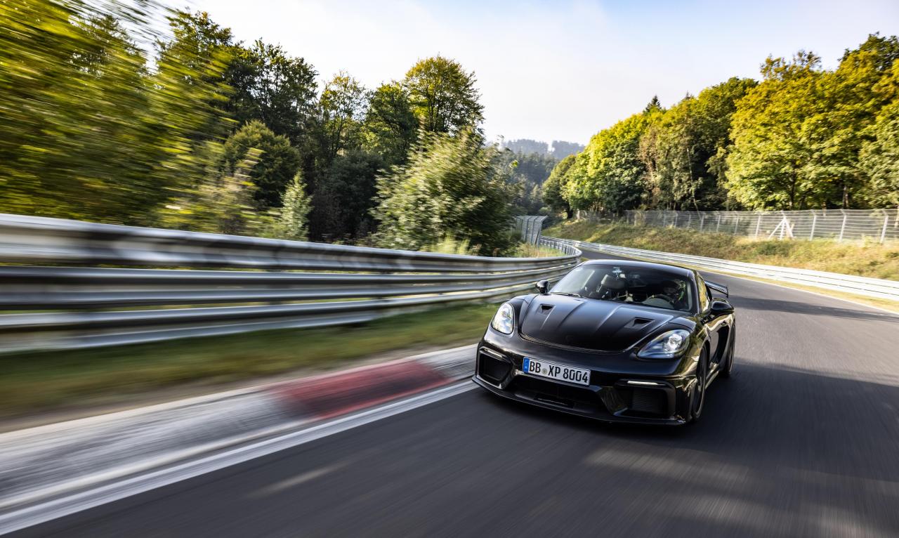 Porsche 718 Cayman GT4 RS Nürburgring Front