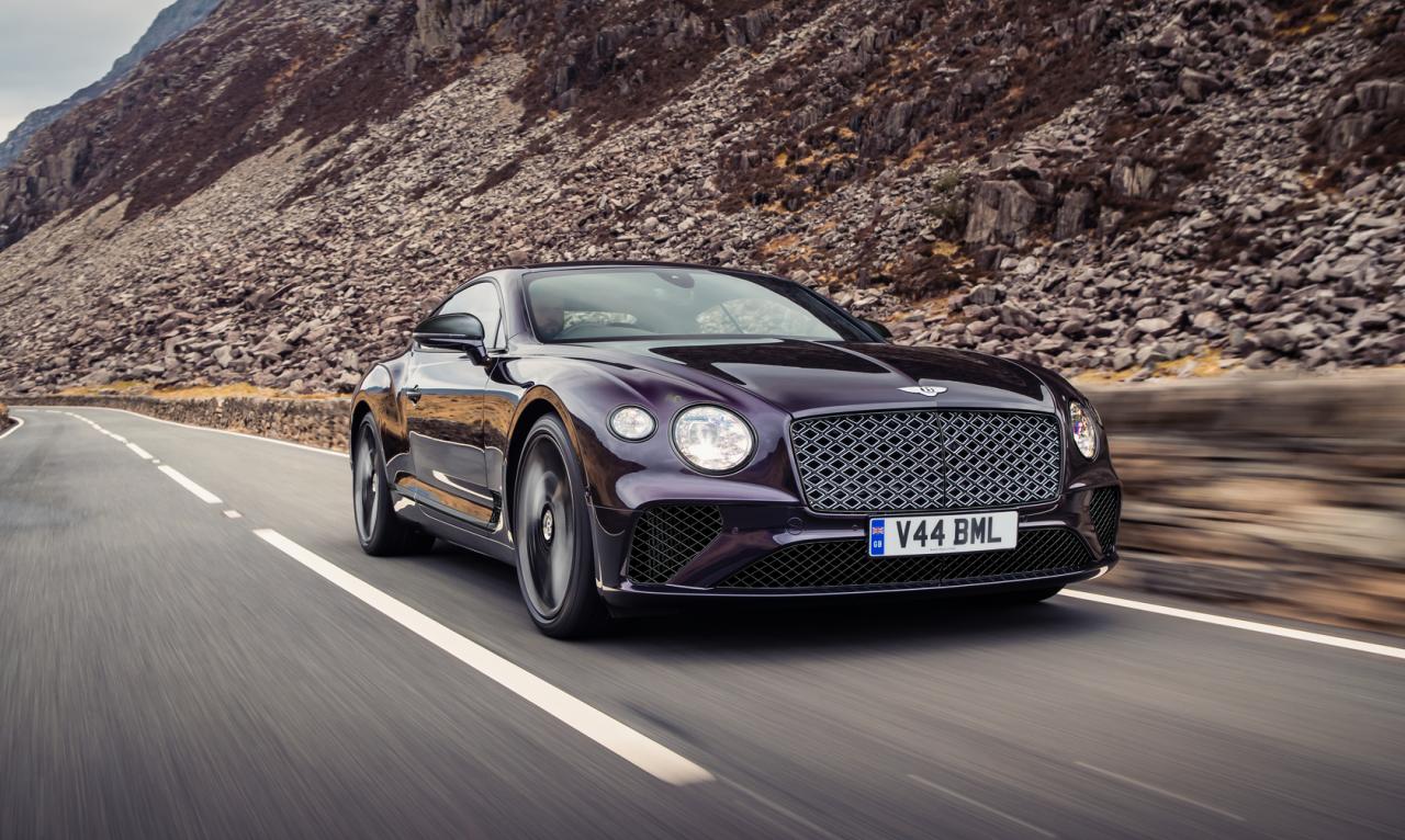 Bentley GT Muliner 1.jpg Bentley GT Mulliner Front