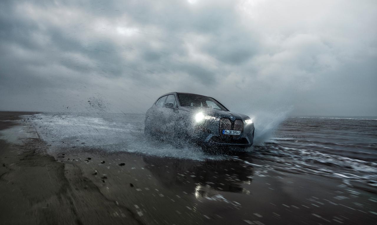 BMW iX M60 007.jpg BMW iX M60 Front