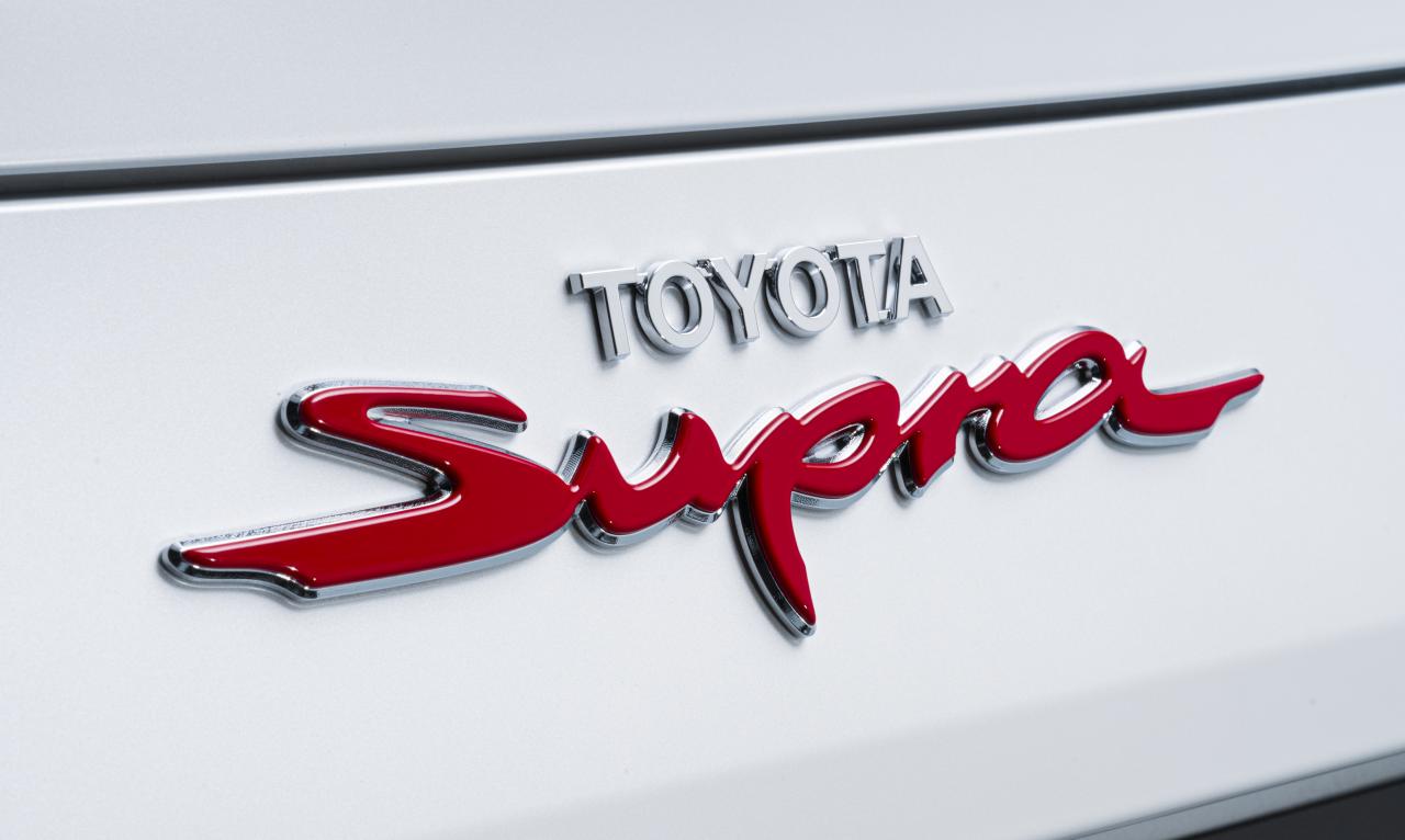 Toyota Supra MT 0.jpg Toyota Supra Schalter Logo