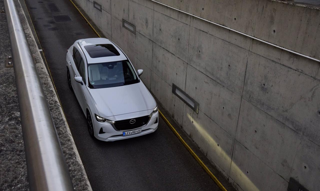 Mazda CX-60 auch mit innovativem Sechszylinder-Dieselantrieb