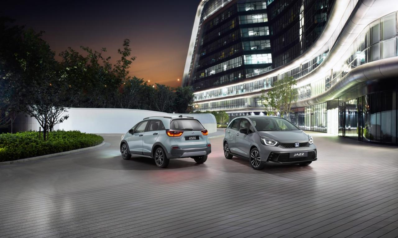 433355_REFRESHED_JAZZ_e_HEV_LINE-UP_GAINS_NEW_ADVANCE_SPORT_VARIANT.jpg Honda Jazz