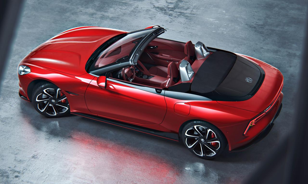 MG_1.jpg MG Cyberster von oben Seite/Heck