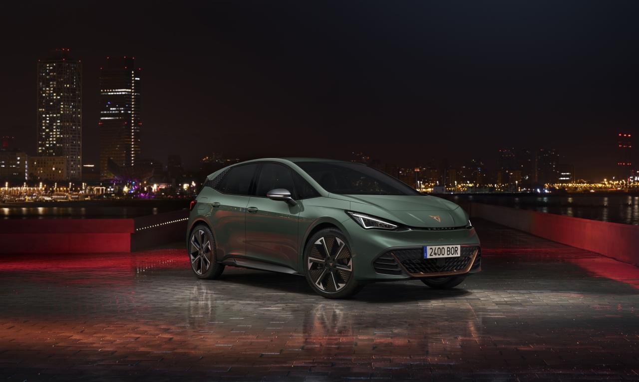 Cupra Born VZ_1.jpg Cupra Born VZ Front/Seite