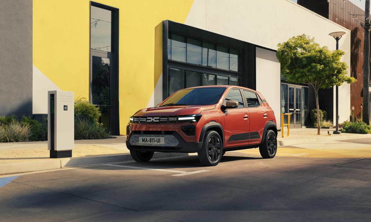 Dacia Spring Front/Seite