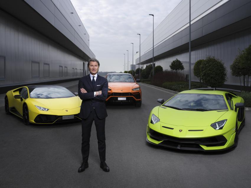 Stephan Winkelmann mit Lamborghini Huracan, Lamborghini Aventador und Lamborghini Urus