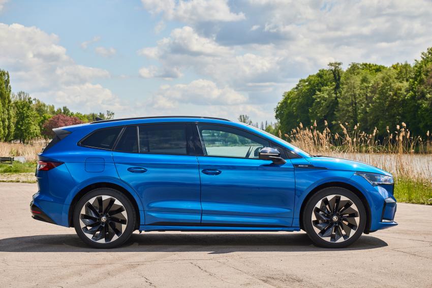 Skoda Enyaq iV Sportline Seite