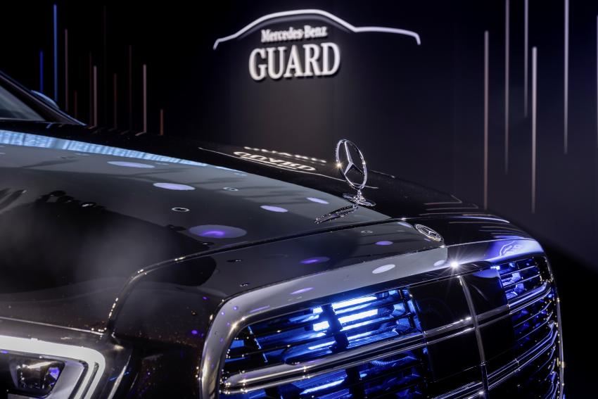 Mercedes-Benz S-Klasse GUARD 4.jpg Mercedes-Benz S-Klasse GUARD Front Detail