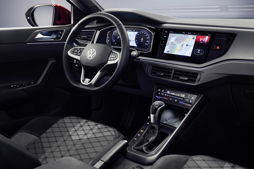 VW Taigo 5.jpg VW Taigo Cockpit