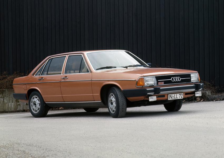 Audi Fünfzylinder 2.jpg Audi Fünfzylinder Audi 100 5E