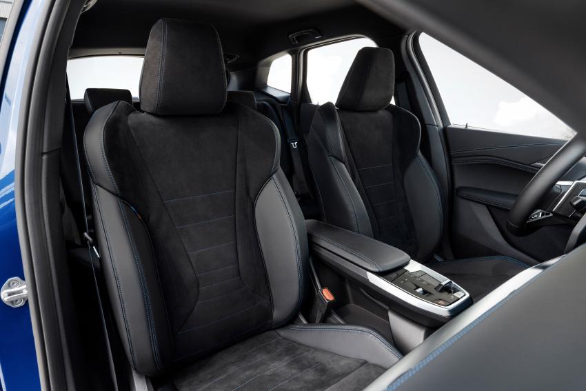 BMW 2er Active Tourer 7.jpg BMW 2er Active Tourer Sitze