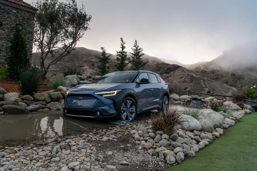 Subaru Solterra 004.jpeg Subaru Solterra Front