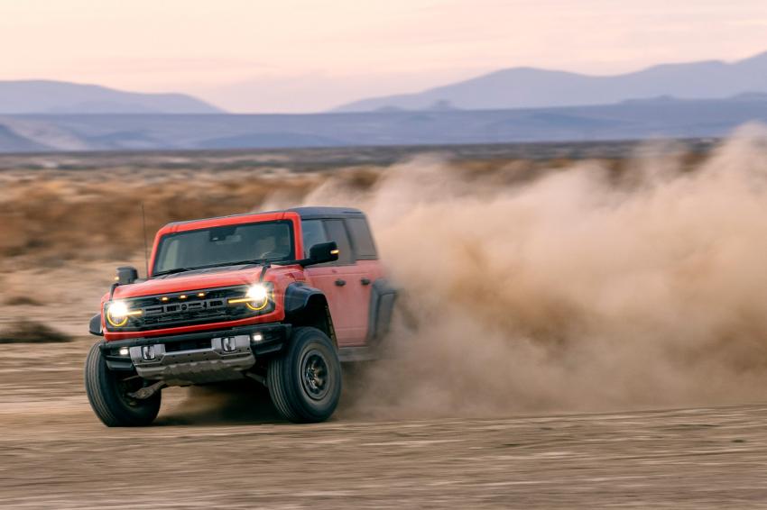 ford_bronco_raptor_87.jpeg Ford Bronco Raptor im Drift