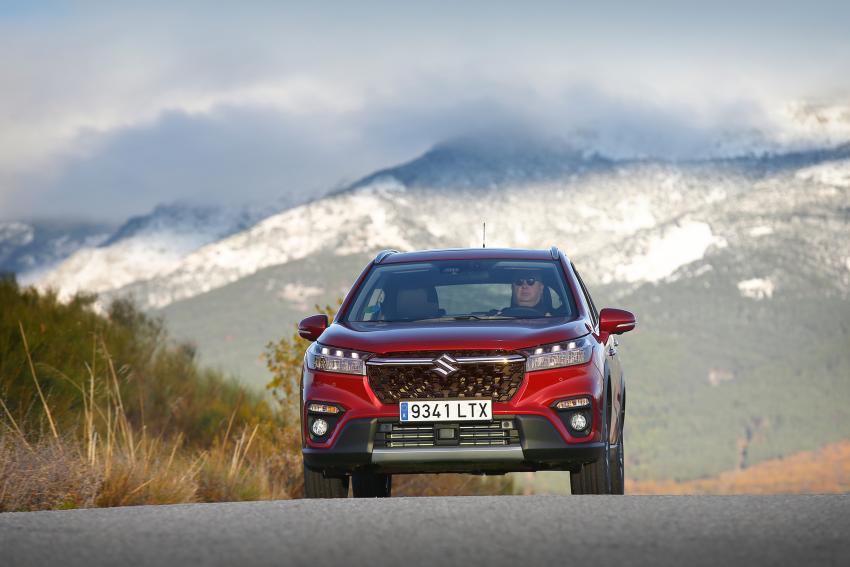 Suzuki S-Cross Front