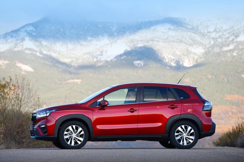 Suzuki S-Cross Seitenansicht