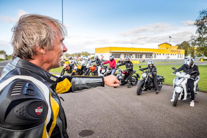 ÖAMTC  (2).jpg ÖAMTC Instruktor