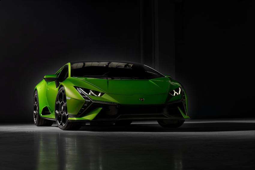 Lamborghini Huracan Tecnica Front