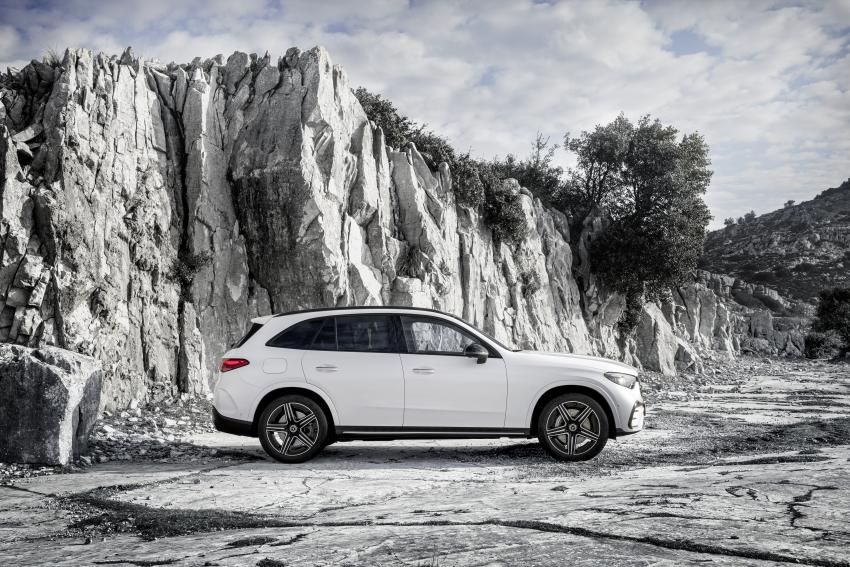 Mercedes-Benz GLC (3).jpg Mercedes-Benz GLC Seitenansicht