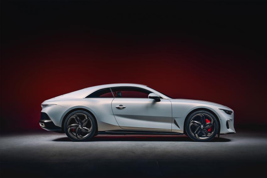 Bentley Mulliner Batur - 3.jpg Bentley Mulliner Batur Seitenansicht