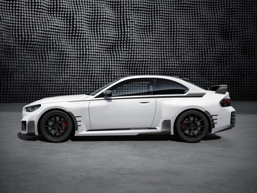 P90484610_highRes_the-bmw-m-performanc.jpg BMW M2