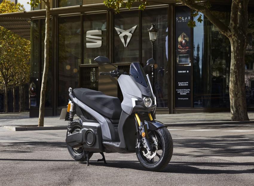 VAV Versicherung Motorrad_2.jpg Seat Mó 125 Front/Seite