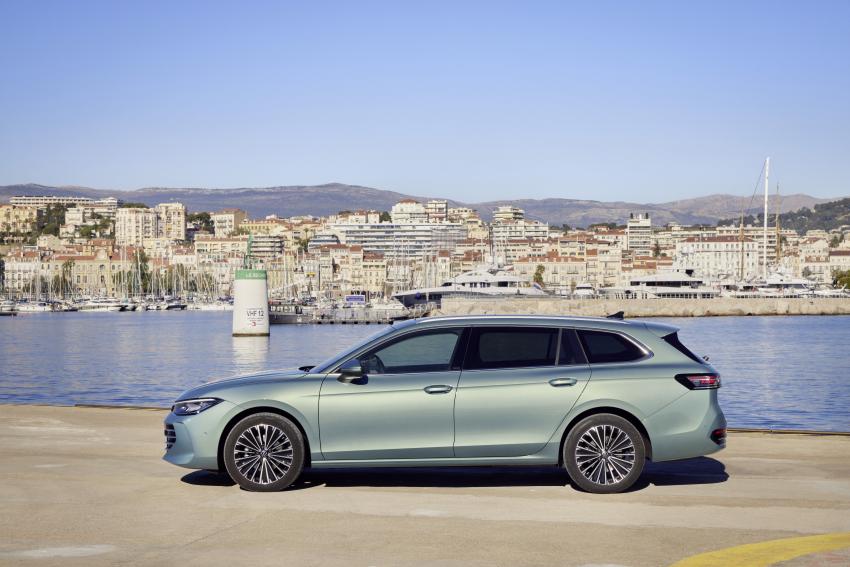 VW Passat_3.jpg Volkswagen Passat Seite