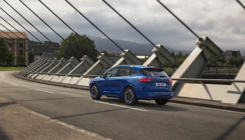 Bild 13_Aufmacher.jpg Aufmacher 2/25 Ford Kuga