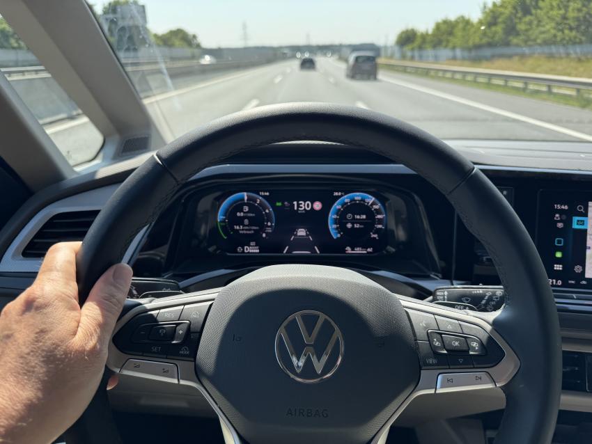 VW Multivan Lenkrad/Cockpit
