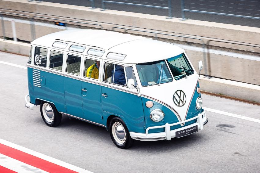 Bild 2_VW Nutz.jpg Volkswagen T1 Front/Seite in Fahrt