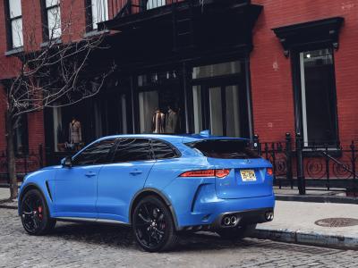 Jaguar F-Pace SVR