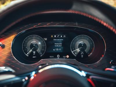 Bentley Bentayga S Virtuelles Cockpit