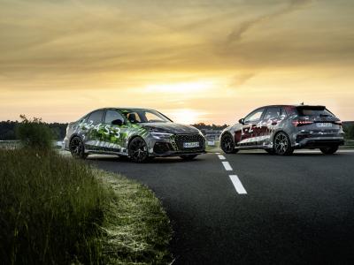Audi RS3 Fahrdynamik Limo Front und Sportback Heck