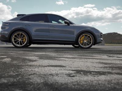 Porsche Cayenne Turbo GT Seite