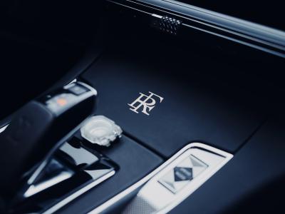 DS7 Crossback Élysée Detail Mittelkonsole