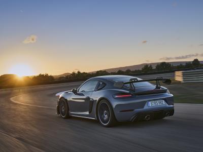 Porsche 718 Cayman GT4 RS Heck