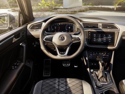 VW Tiguan Allspace Cockpit