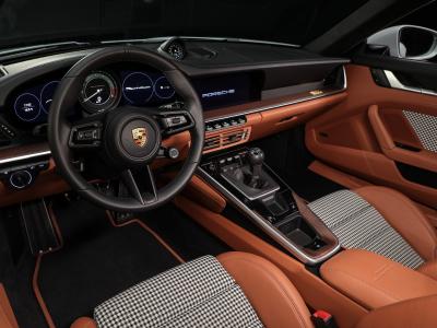 Porsche 911 Sport Classic Cockpit