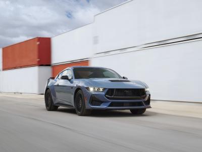 Ford Mustang in Fahrt