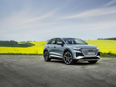 Audi Q4 e-tron Front/Seite