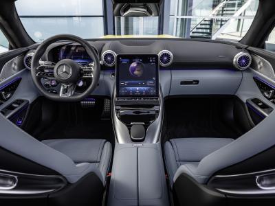 Mercedes-AMG GT 43 Cockpit