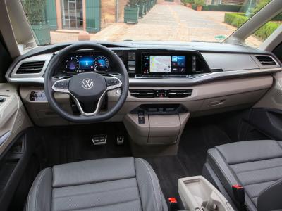 VW Multivan Cockpit