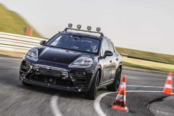 Porsche Macan EV Prototyp