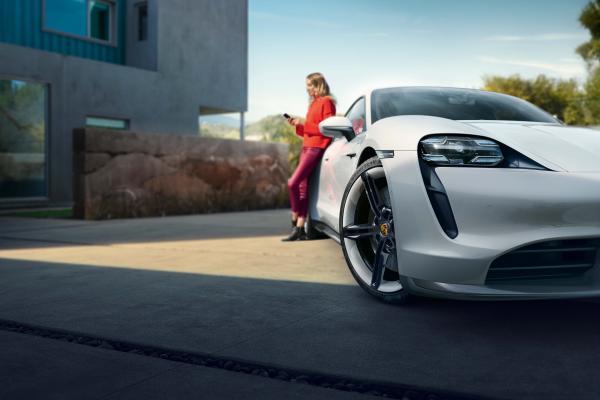 Porsche Taycan