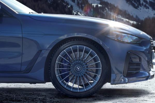 Vredestein Quatrac Pro+ auf BMW Seite