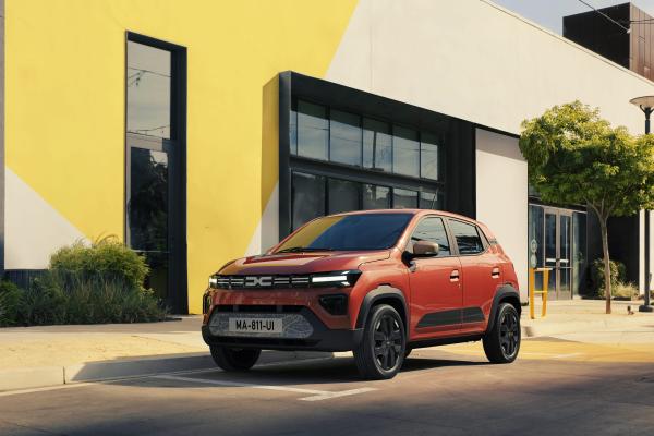 Dacia Spring Front/Seite