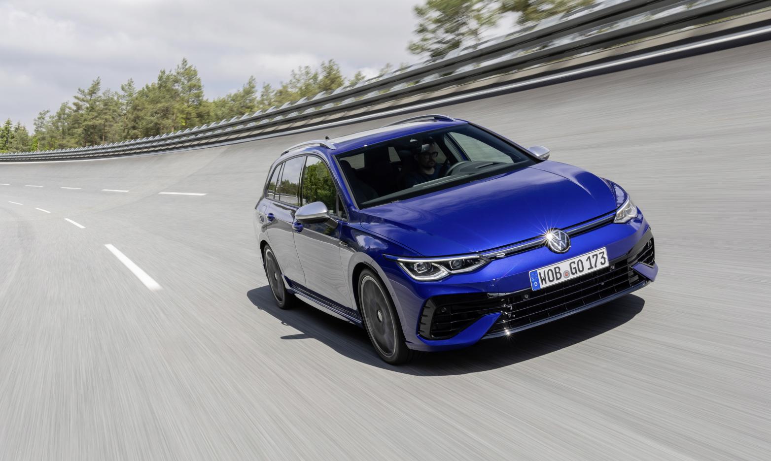 Volkswagen Golf R Variant Front