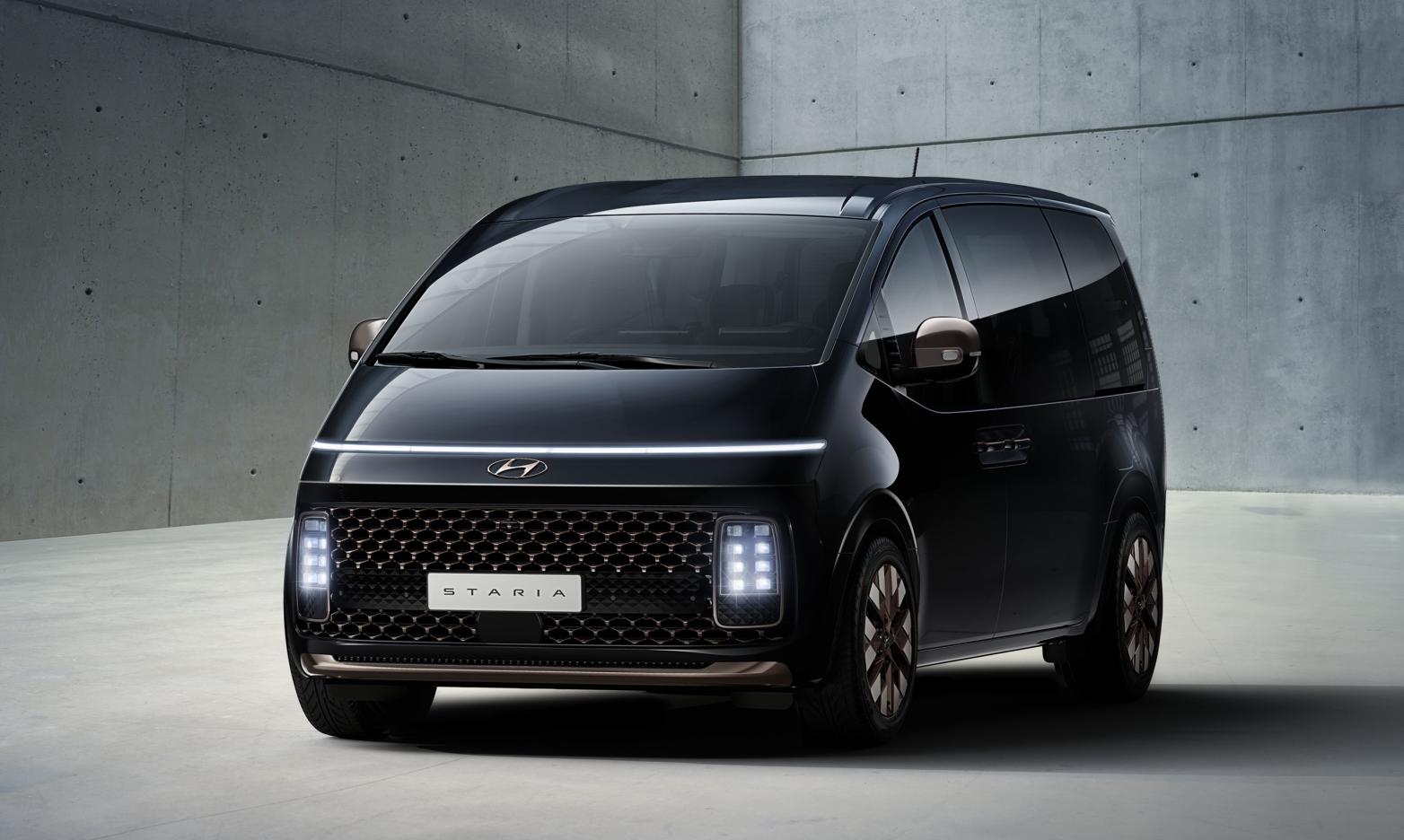 Hyundai Staria Front